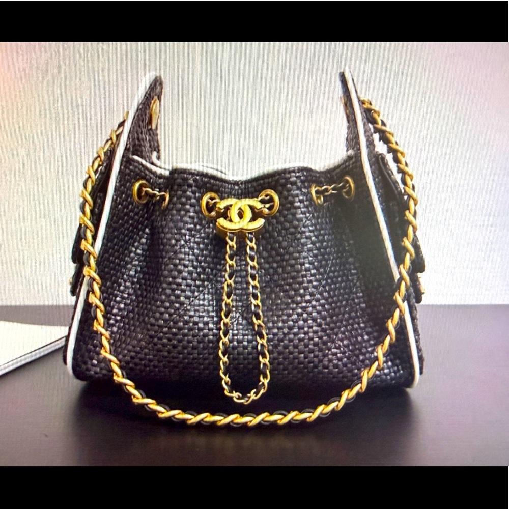 Chanel raffia 25 shoulder back gold hardware